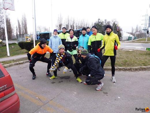 Indulás elott Haraszti Laszlo futás 1497574_690464517641344_1941865591_n.jpg