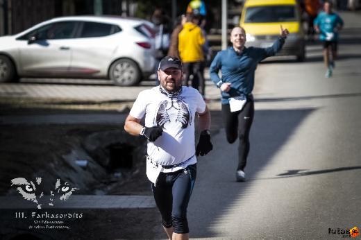  Izsa Szabolcs futás III Farkasordító fm befutó02.jpg