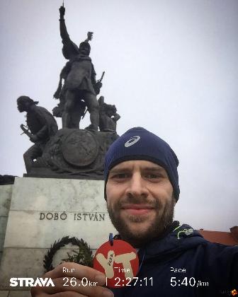 A célban az éremmel! Dr. Vörös Balázs futás 78D3E3C2-0D1C-4754-9681-BBF3142C3EE4.jpeg