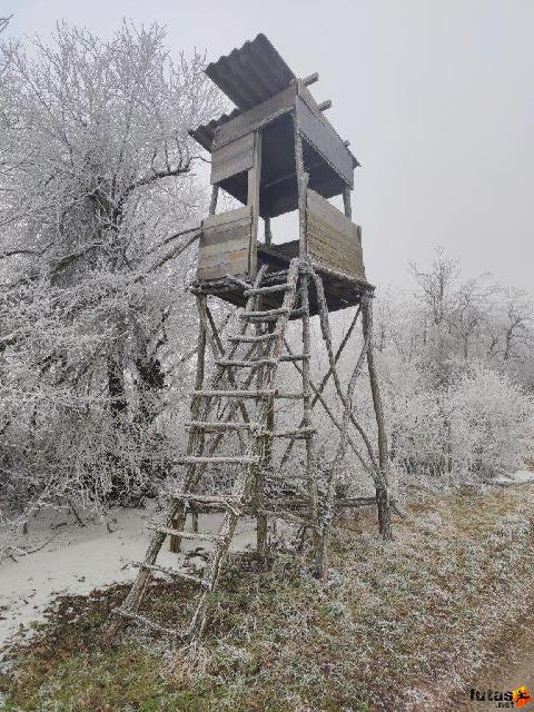 Magasles útközben Páva Tomika futás magasles.jpg