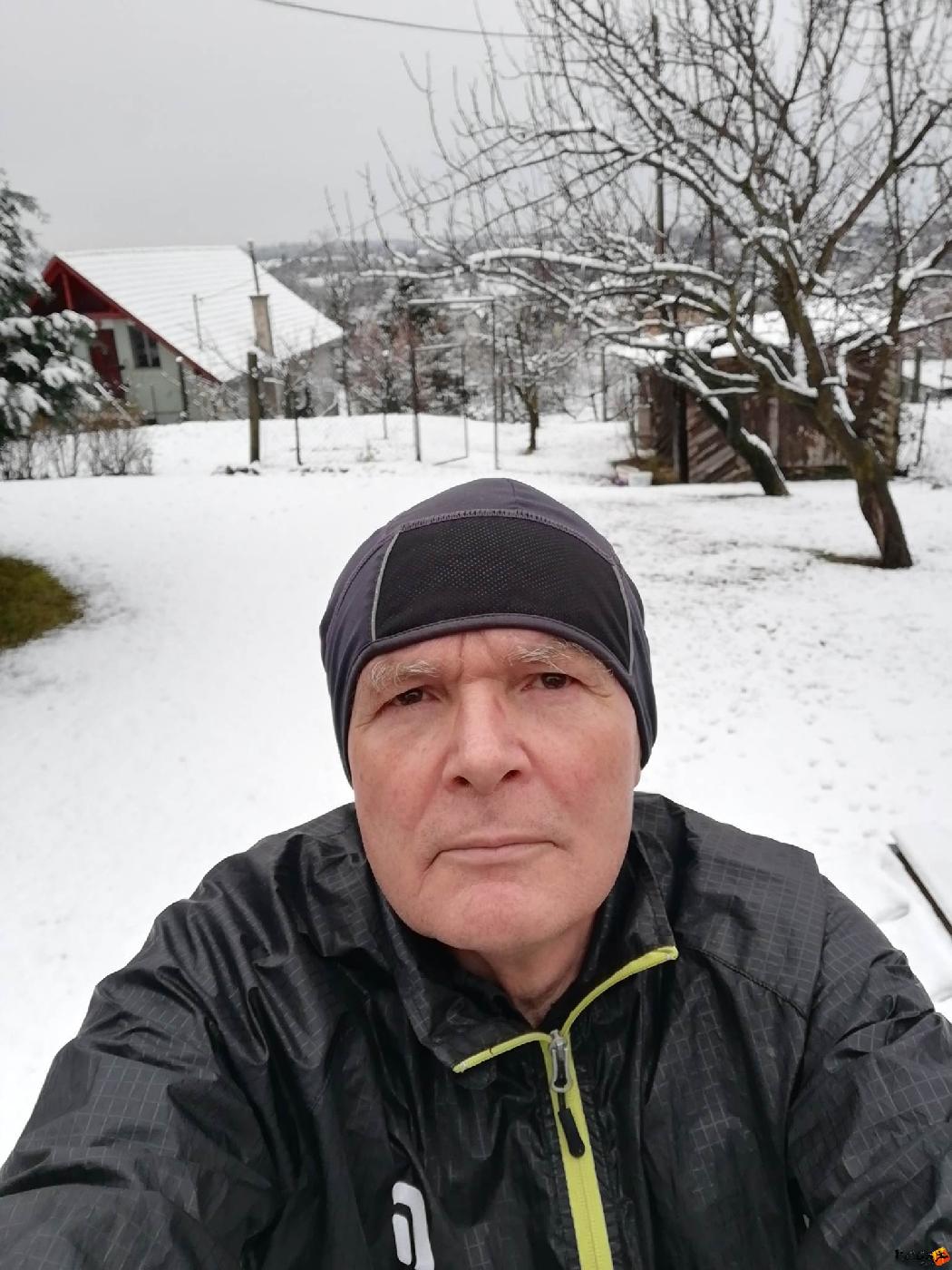  Ureczky József futó 333793959_3611784779108098_6935652473509632521_n.jpg