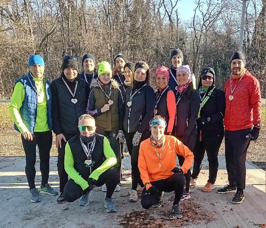Bősi parkban részben közösen futva Képesi Erzsébet futó 421125994_3652645225050655_1406768799009327455_n.jpg